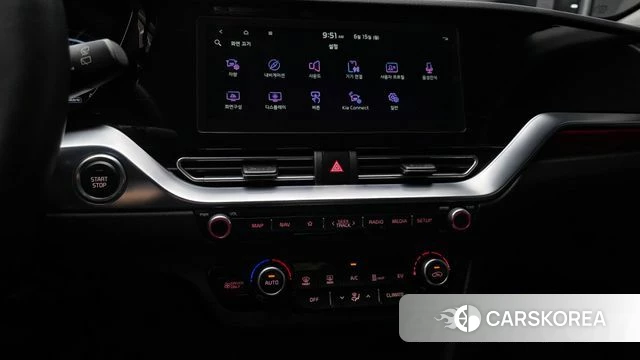 Kia Niro Plus 2022 Белый из Кореи, фото 5