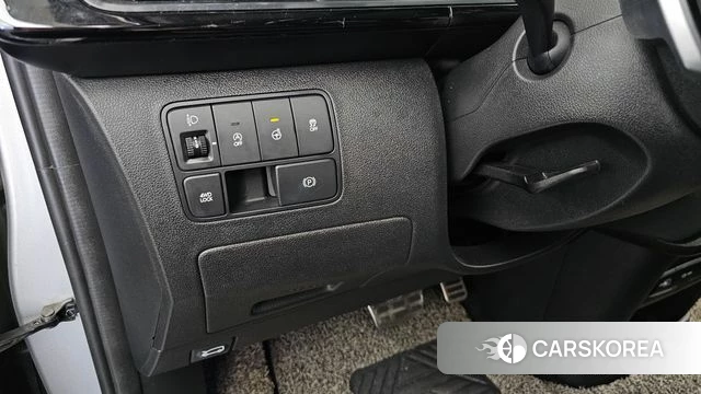 Hyundai Staria 2021 Серебряный из Кореи, фото 5