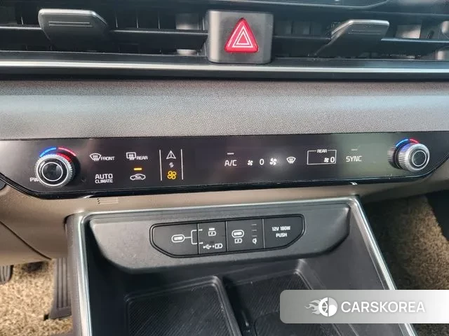 Kia The New Carnival 4th Generation 2023 Белый из Кореи, фото 5