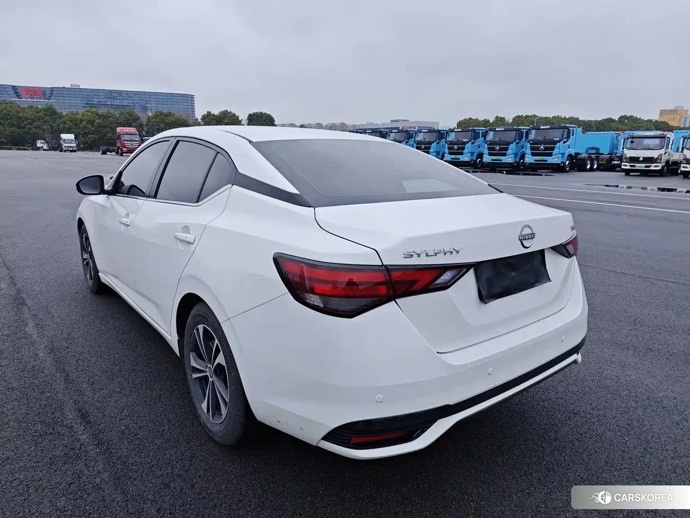Nissan Sylphy 2025 Белый из Китая, фото 5