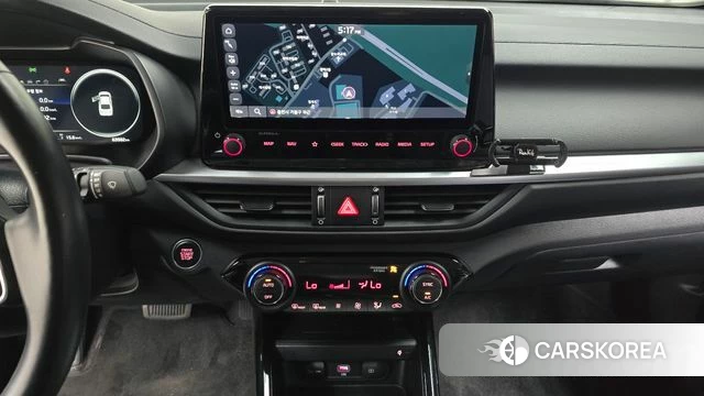 Kia The New K3 2nd generation 2021 Белый из Кореи, фото 5