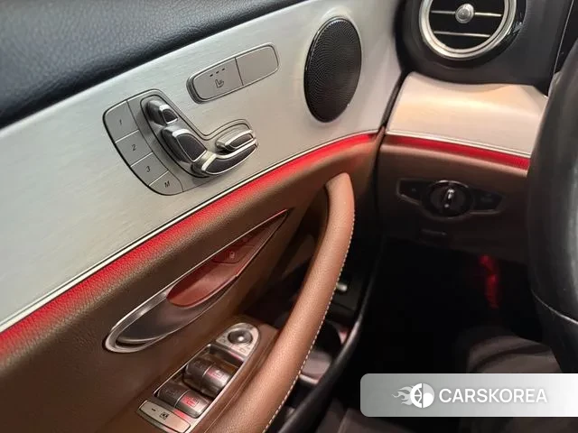 Mercedes-Benz E-Class W213 2020 Серый из Кореи, фото 5