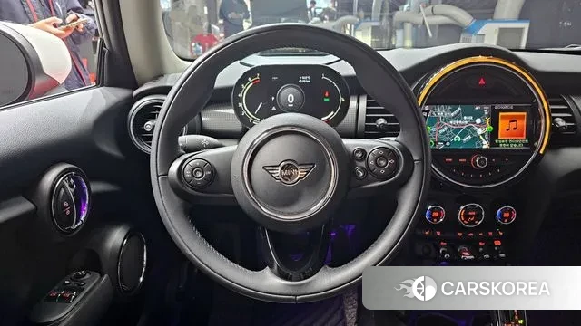 Mini Cooper 2021 Красный из Кореи, фото 5