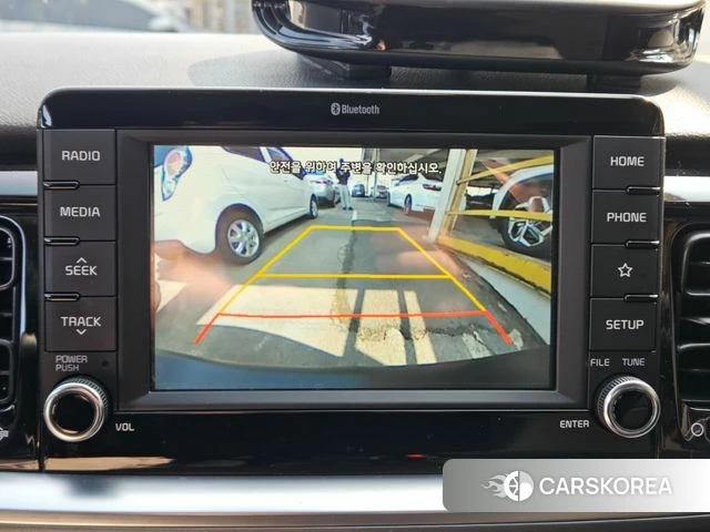 Kia Stonic 2019 Белый из Кореи, фото 5