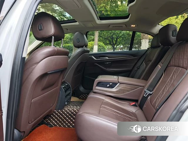 BMW 5 series 2019 Белый из Китая, фото 5