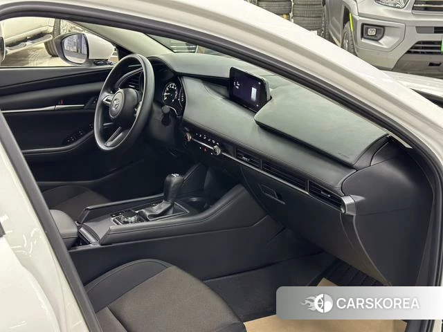 Mazda 3 Angkesaila 2022 Белый из Китая, фото 5