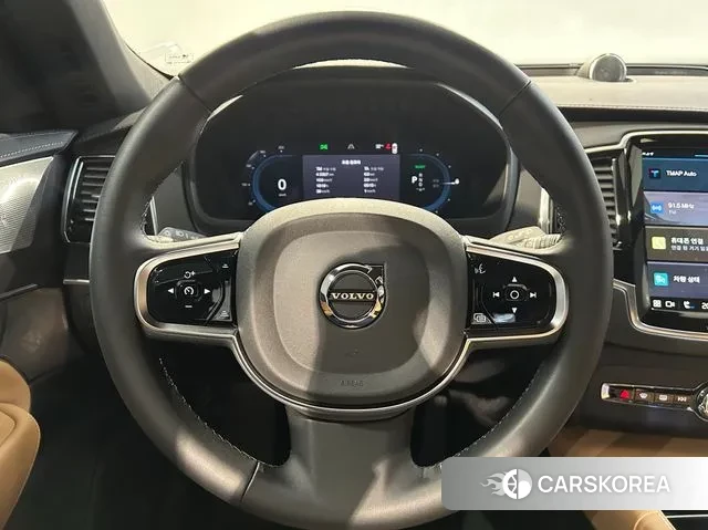 Volvo XC90 second Generation 2024 Черный из Кореи, фото 5