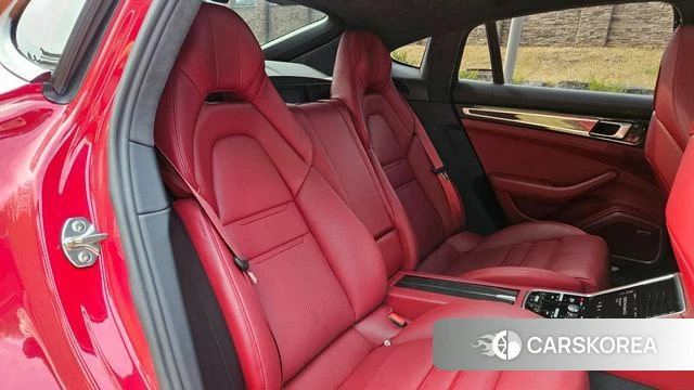 Porsche Panamera (971) 2018 Красный из Кореи, фото 5