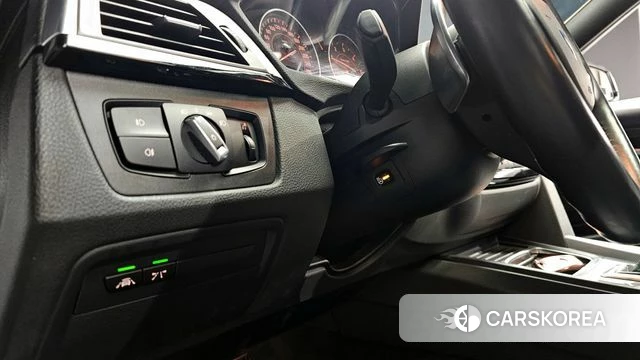 BMW 3 Series (F30) 2018 Белый из Кореи, фото 5