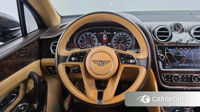 Bentley Bentayga 2018 Темно-зеленый из Кореи, фото 5