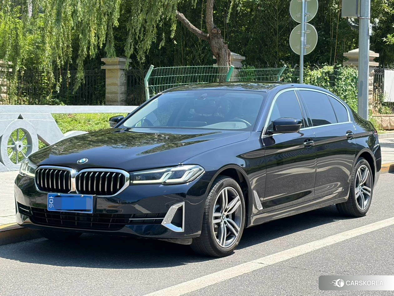 BMW 5 series 2021 Черный из Китая, фото 5