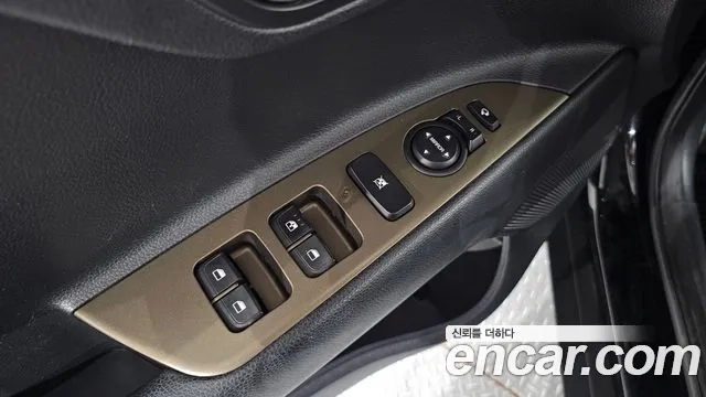 Kia Stonic 2018 Черный из Кореи, фото 5