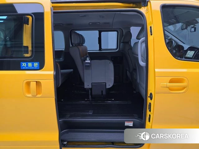 Hyundai The New Grand Starex 2019 Желтый из Кореи, фото 5