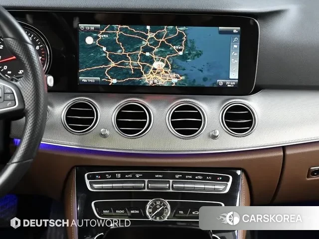 Mercedes-Benz E-Class W213 2018 Черный из Кореи, фото 5