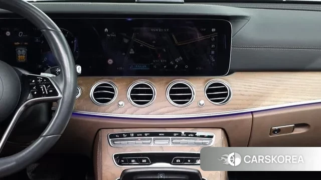 Mercedes-Benz E-Class W213 2022 Серый из Кореи, фото 5