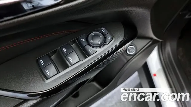 Chevrolet (GM Daewoo) Trax Crossover 2023 Белый из Кореи, фото 5