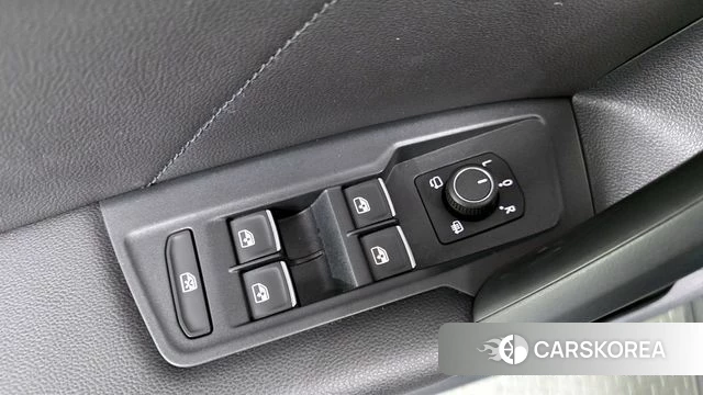 Volkswagen Tiguan second Generation 2020 Серый из Кореи, фото 5