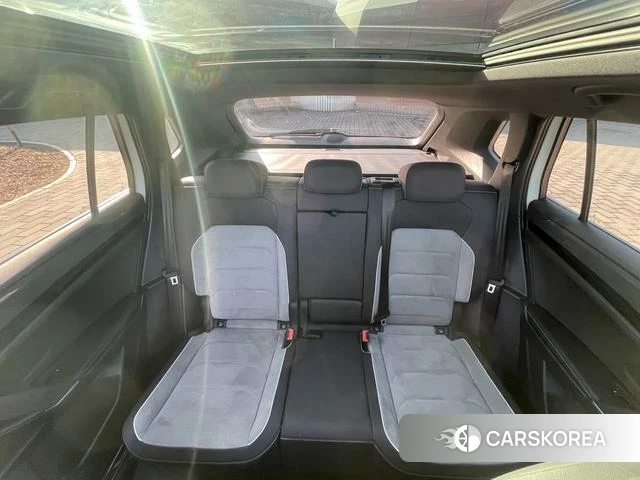 Volkswagen Tanyue 2022 Белый из Китая, фото 5