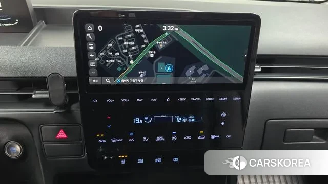 Hyundai Staria 2022 Белый из Кореи, фото 5