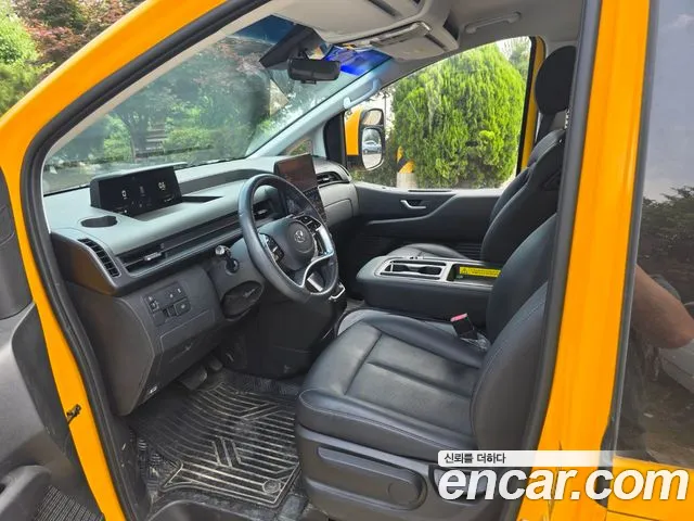 Hyundai Staria 2024 Желтый из Кореи, фото 5