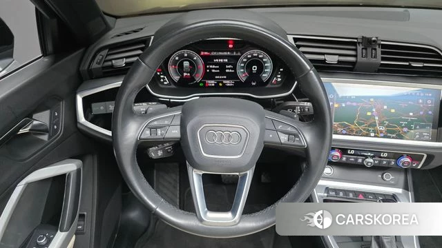 Audi Q3 (F3) 2022 Черный из Кореи, фото 5