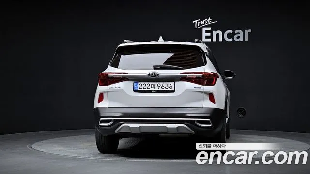 Kia Seltos 2019 Белый из Кореи, фото 5