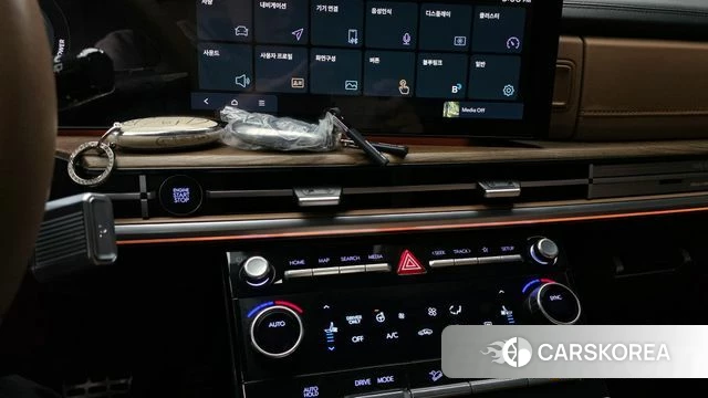 Hyundai Santa Fe (MX5) 2024 Белый из Кореи, фото 5