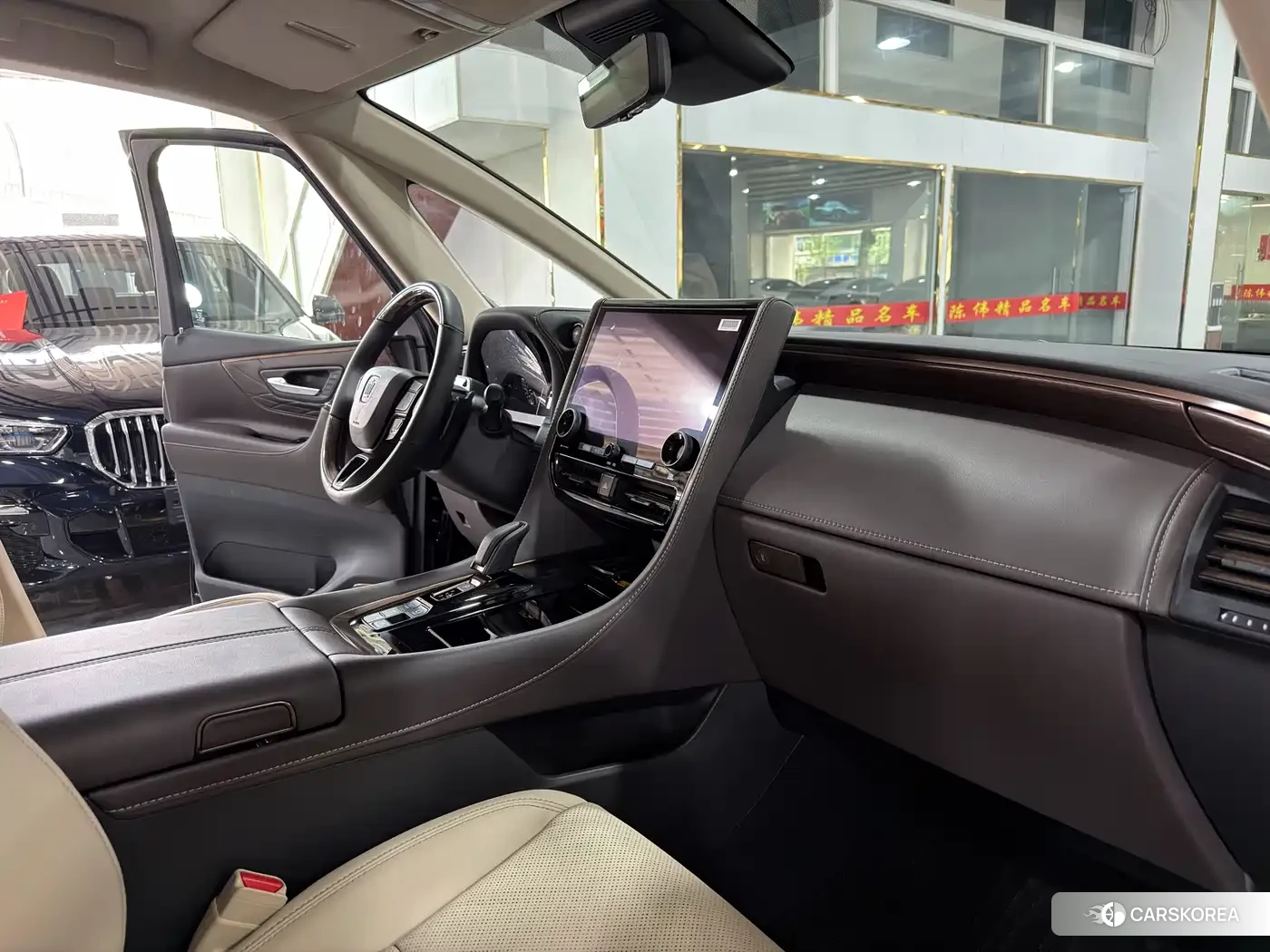 Toyota Vellfire 2024 Черный из Китая, фото 5