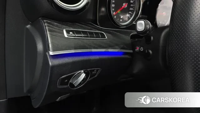 Mercedes-Benz E-Class W213 2018 Серый из Кореи, фото 5