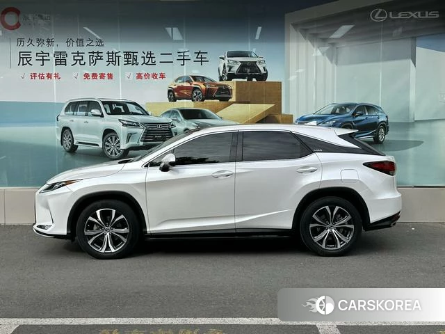 Lexus RX 2022 Белый из Китая, фото 5