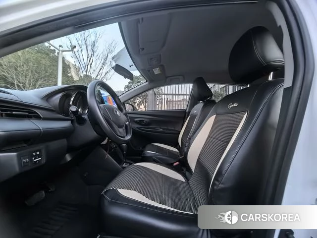 Toyota YARIS L Zhixuan 2021 Белый из Китая, фото 5