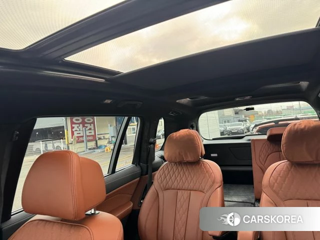 BMW X7 (G07) 2024 Черный из Кореи, фото 5