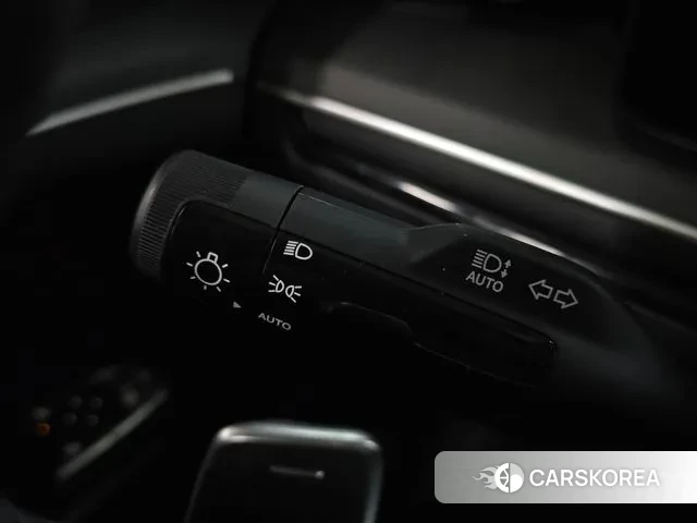 Kia The New K5 3rd generation 2025 Белый из Кореи, фото 5