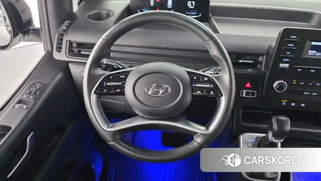 Hyundai Staria 2023 Белый из Кореи, фото 5