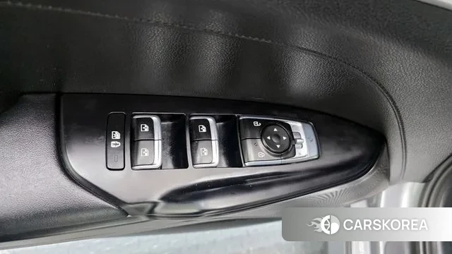 Kia K5 3rd generation 2023 Серебряный из Кореи, фото 5