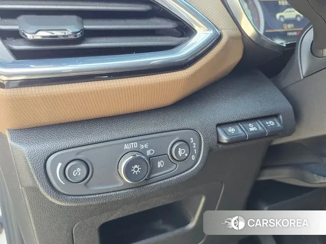 Chevrolet (GM Daewoo) Trailblazer 2021 Белый из Кореи, фото 5