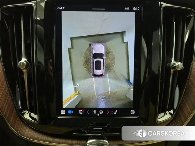 Volvo XC60 second Generation 2023 Черный из Кореи, фото 5