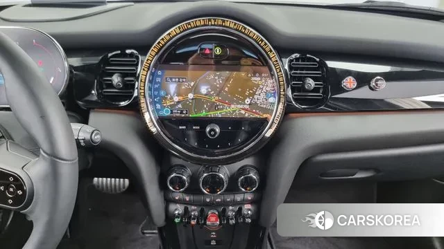 Mini Cooper S 2024 Серебряный из Кореи, фото 5