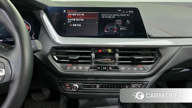 BMW 1 Series (F40) 2021 Черный из Кореи, фото 5