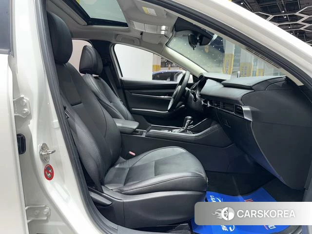 Mazda 3 Angkesaila 2021 Белый из Китая, фото 5