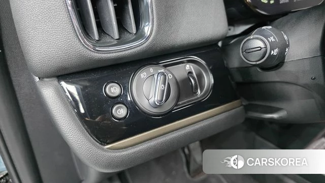 Mini Cooper Countryman 2022 Цвет галактики из Кореи, фото 5