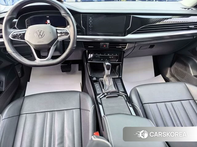 Volkswagen Passat 2022 Черный из Китая, фото 5
