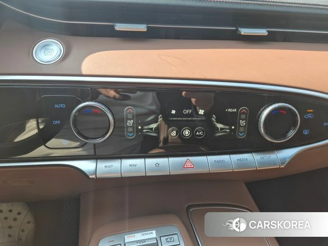 Genesis GV70 2021 Темно-зеленый из Кореи, фото 5