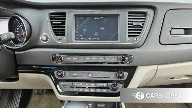 Kia The New Carnival 2020 Серебряный из Кореи, фото 5