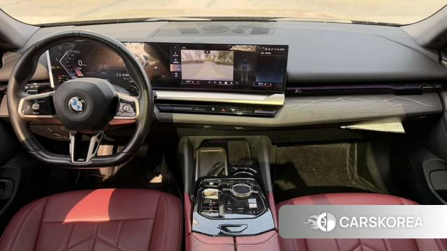 BMW 5 series 2024 Черный из Китая, фото 5