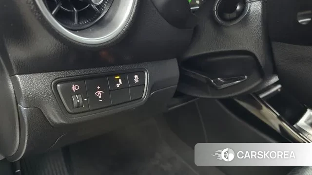 Kia The New K3 2nd generation 2021 Серебристо-серый из Кореи, фото 5