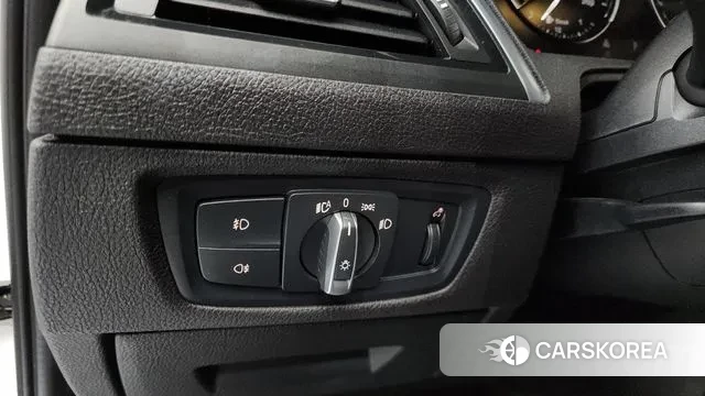 BMW 1 Series (F20) 2018 Белый из Кореи, фото 5