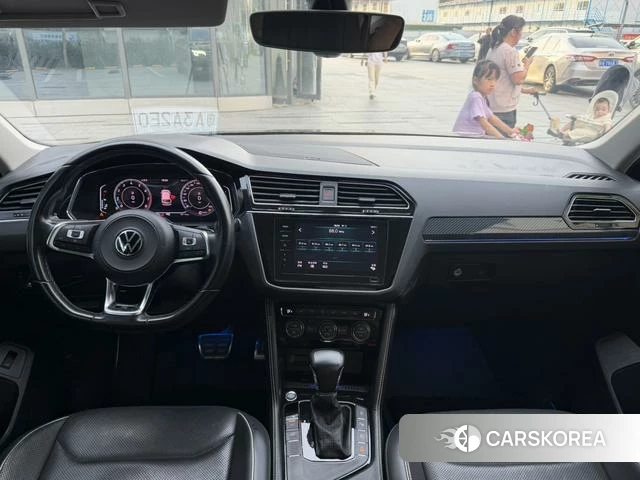 Volkswagen Tiguan L 2021 Черный из Китая, фото 5