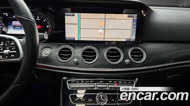 Mercedes-Benz E-Class W213 2019 Белый из Кореи, фото 5