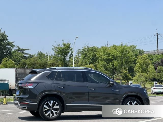 Volkswagen Tanyue 2024 Черный из Китая, фото 5